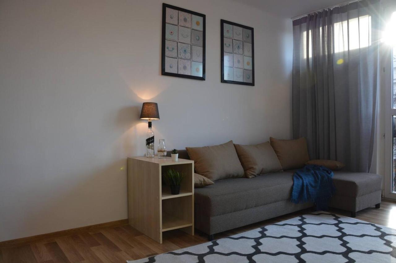 Ohmyhome - Park Mirowski Apartment Warsaw Exterior photo